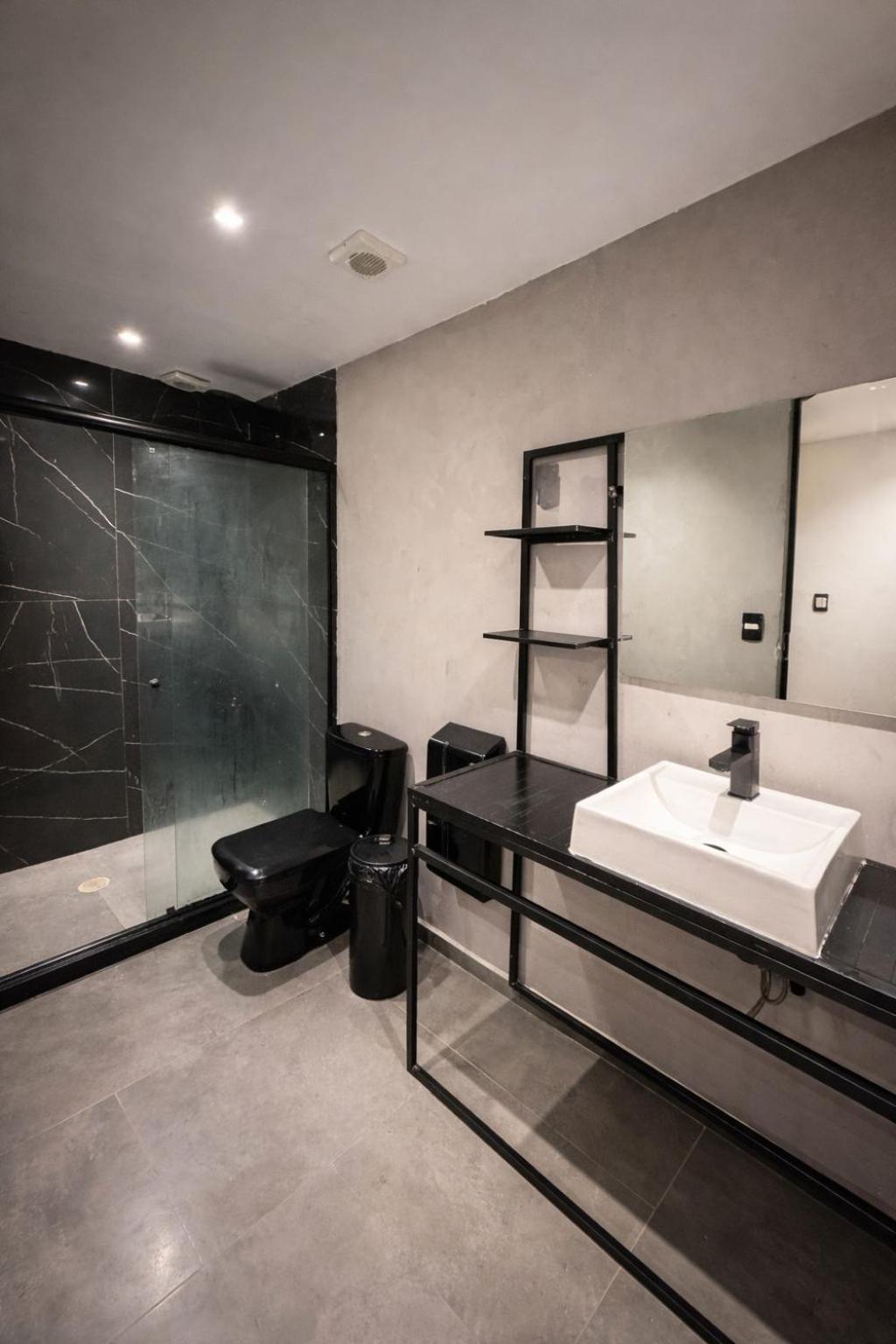 Bed in 10-Bed Mixed Dormitory Room
